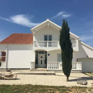  Ferienhaus Zerava Nin Kroatien