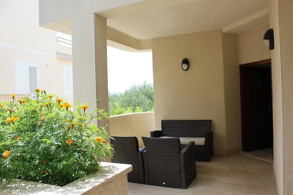 Villa Jadrana Rab Town Apartment