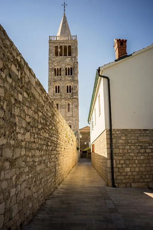 Villa Jadrana Rab Town Apartment